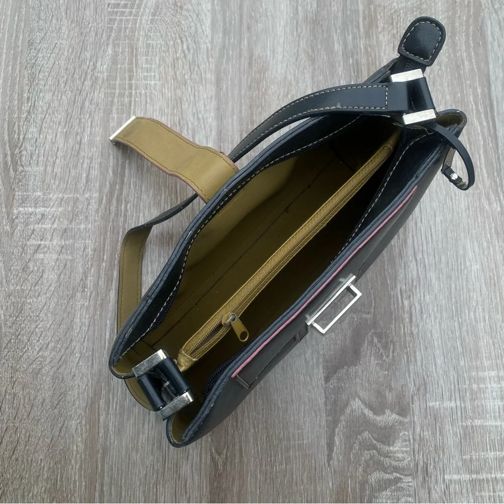 Shoulder Bag - Picture 5 of 6